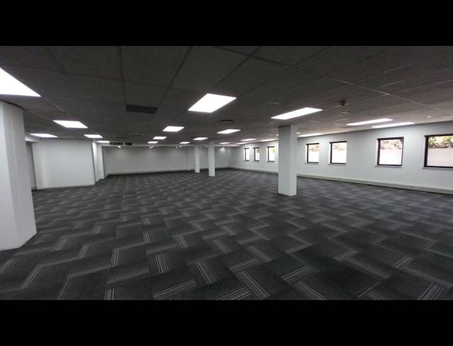 697M² OFFICE TO LET IN RIVONIA